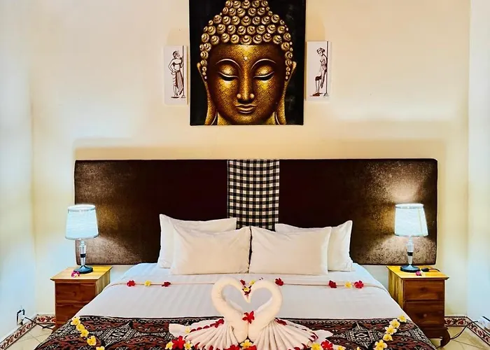 Hotel Geringsing 3*
