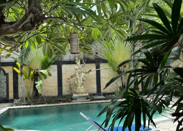 Geringsing Hotel 3*