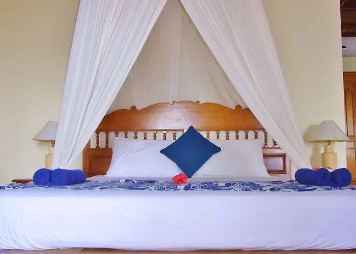 Geringsing Hotel Candidasa