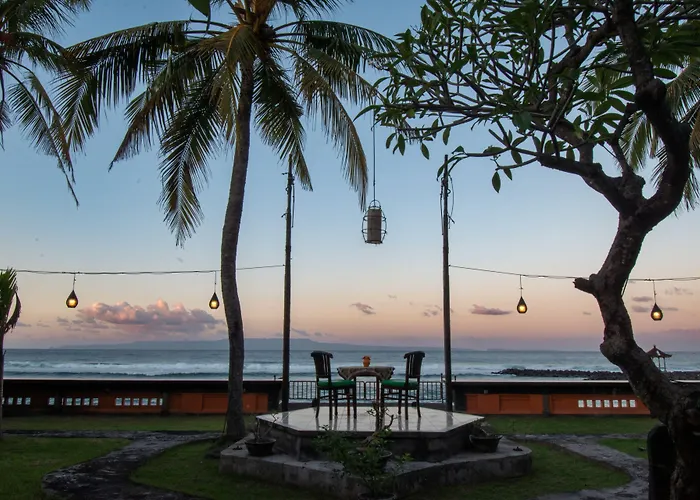 Geringsing Hotel Candidasa